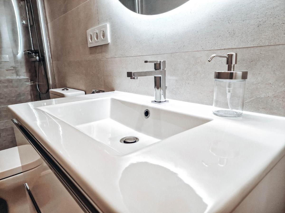 Apartamento Tiendas 8 Almería Eksteriør billede